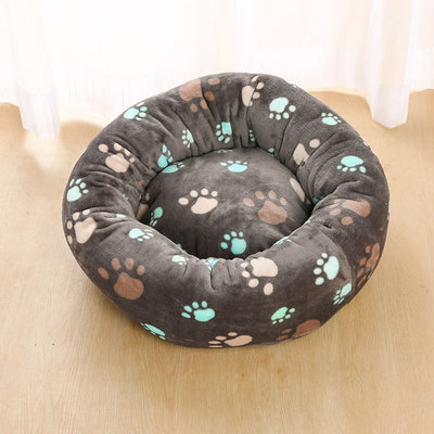 Warm Cute Bear Hug Dog Sleeping Mat